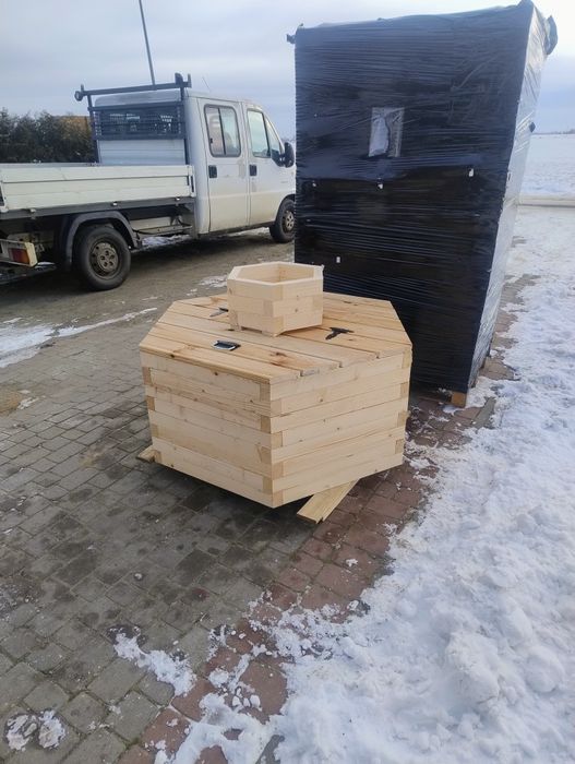 Studnia Drewniana Cembrowina Obudowa Na Krąg GRATIS Doniczka