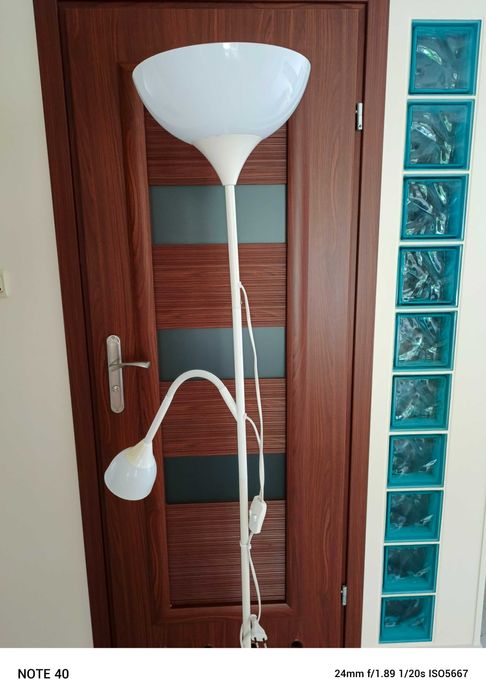 LAMPA stojąca biała