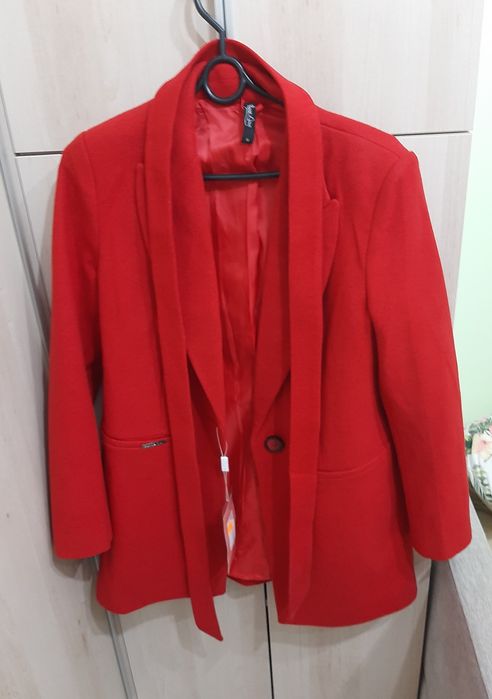 Rose line płaszcz damski M 38 czerwony nowy wiosenny