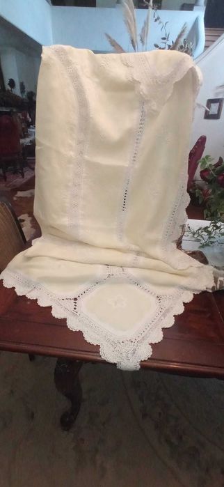 Toalha da Ilha da Madeira bordada à mão Antiga 260 cm x 160 cm