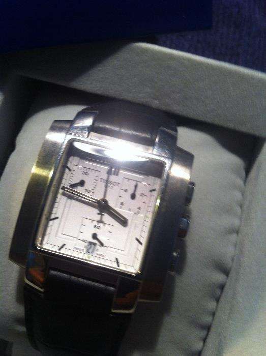 Relogio Tissot em estado quase novo