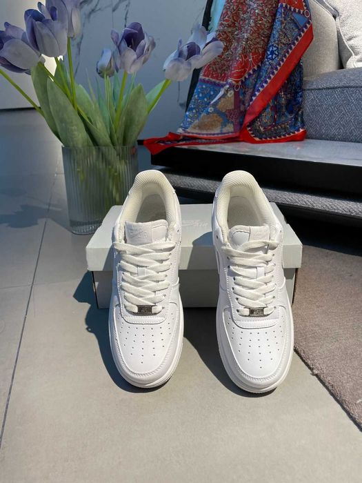 Buty meskie Mokasyny Nike_Air_Force_1_Low '07_Biały R.42