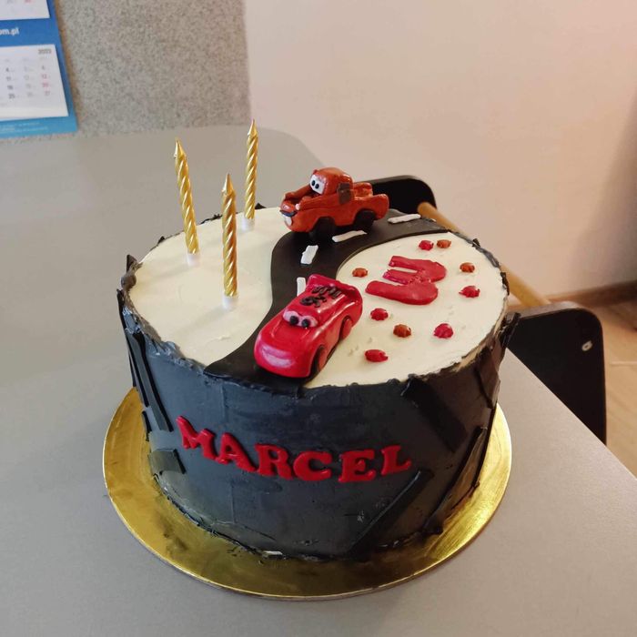 Figurki z masy cukrowej