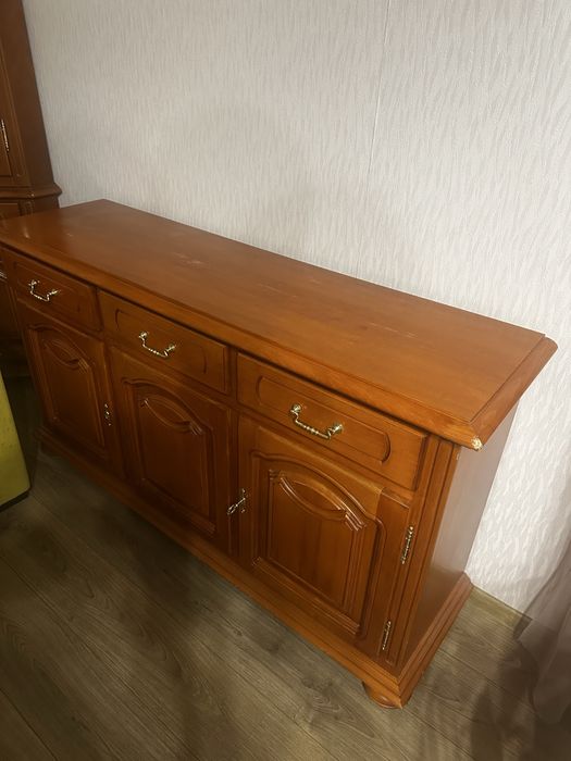 Меблевий гарнітур