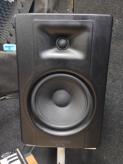 M-Audio BX8 D3 студійні монітори