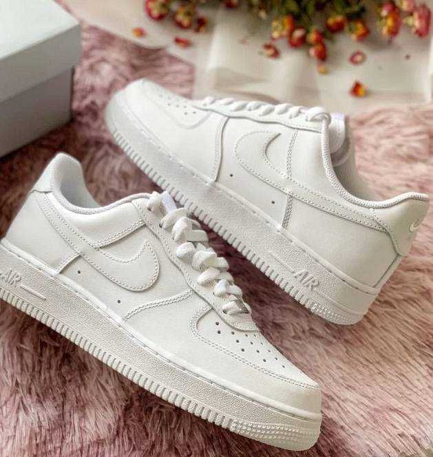 Nike Air Force One Niskie 07
Buty sznurowane w rozmiarze 39