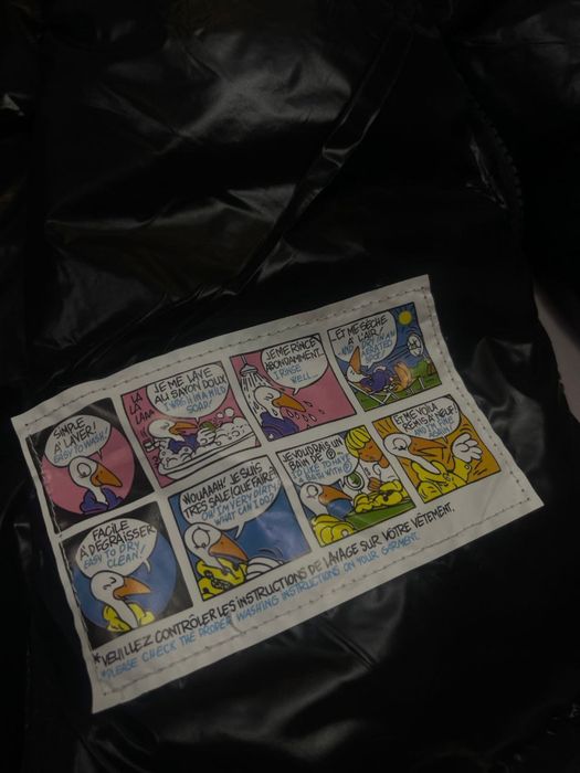 Продам куртку moncler размер м возможна личная встреча