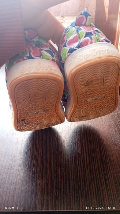 Взуття для дівчинки, макасіни, сліпони  28 р