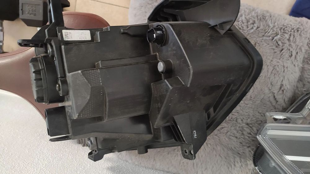 Farol full Led esquerdo ou direito Kia Nero completos