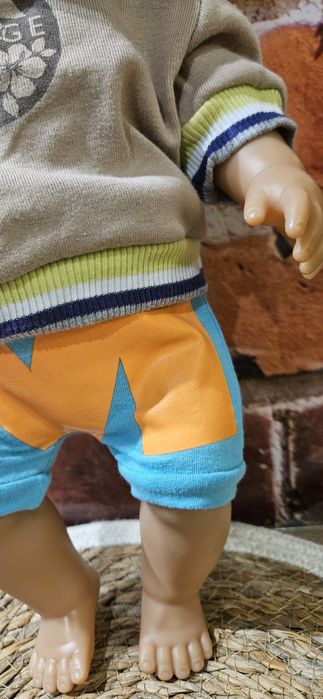 Nowy zestaw ubrań szyty na lalkę baby born