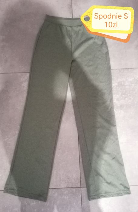 Spodnie z szerokimi nogawkami