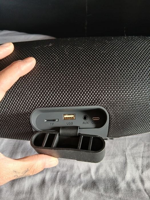 Vendo coluna de bluetooth grande
