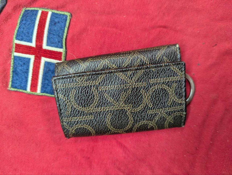 Кожаная ключница Calvin Klein монограм из натуральной кожи , Оригинал