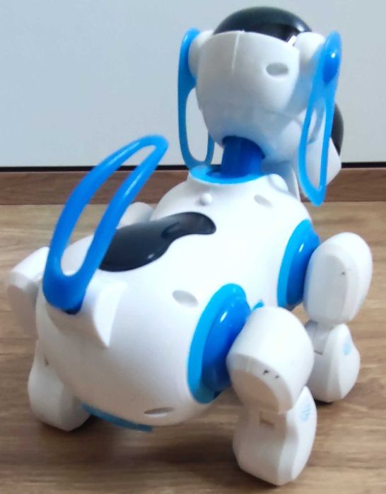 Cão Robot Interactivo