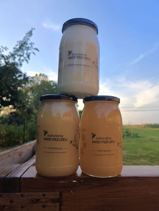 Miód z przydomowej pasieki