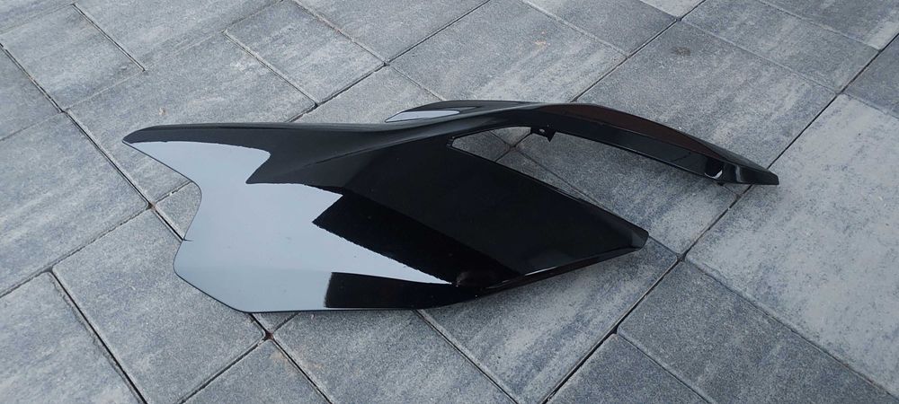 Owiewka Osłona Plastik Czacha Lewa  BMW R 1250 RT K52 wypełnienie