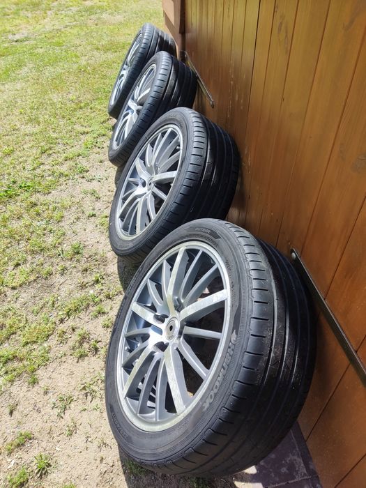 Alufelgi AVUS AC-M01 17' z oponami Hankook Ventus Prime 3 225/45/17