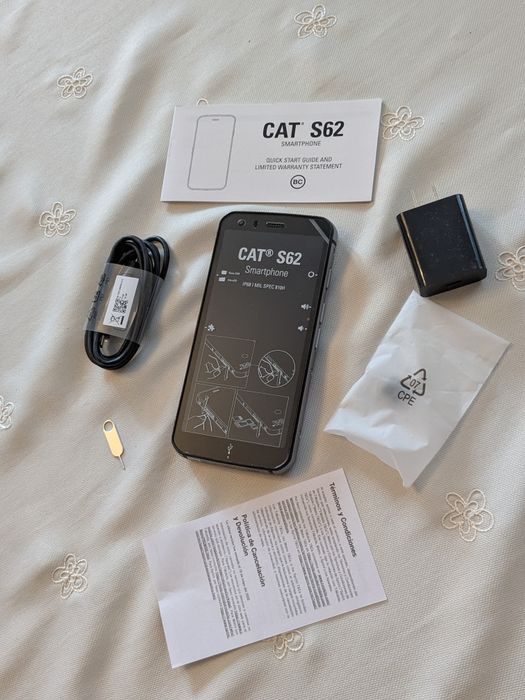 CAT S62, телефон новий.