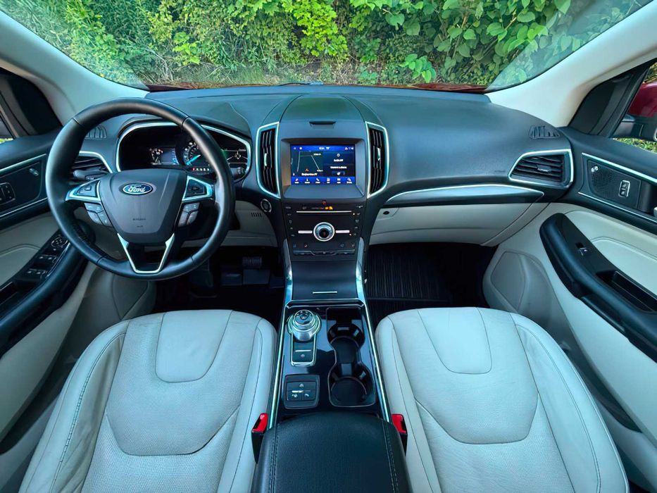 Ford Edge Titanium      2019