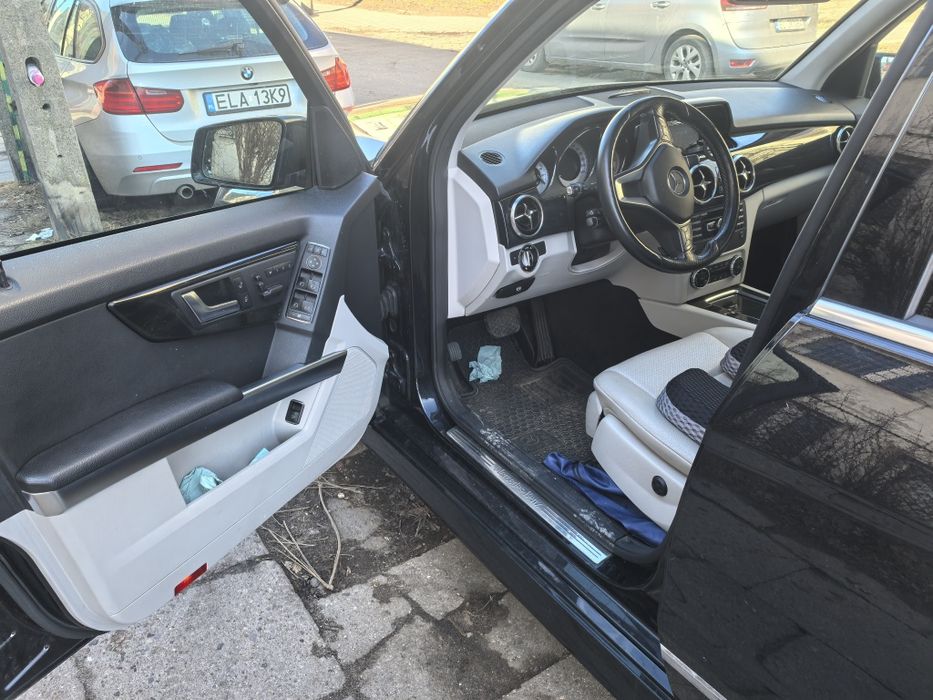 Sprzedam auto osobowe