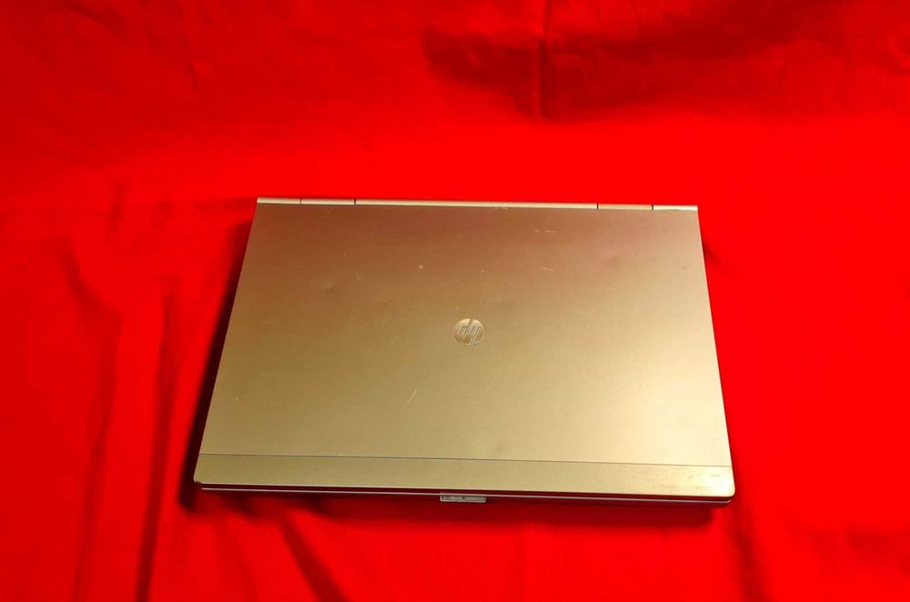 Sprzedam laptop HP Elitebook 2560p 12" i5-2540M 4GB sprawny