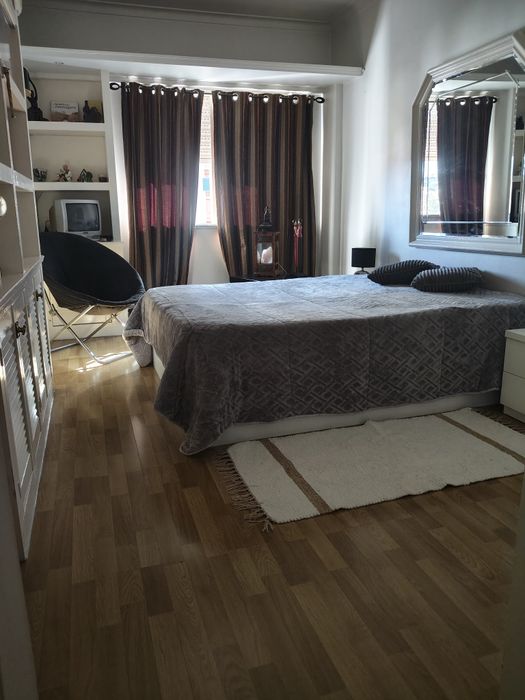 Quarto para arrendar