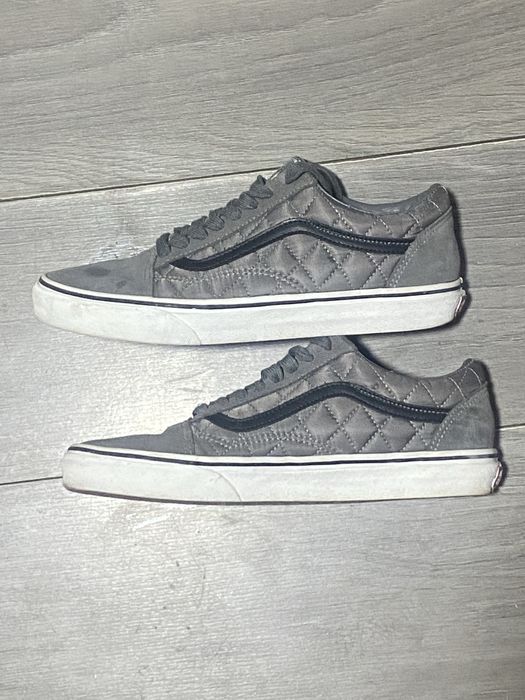 Кеди Vans сірі.