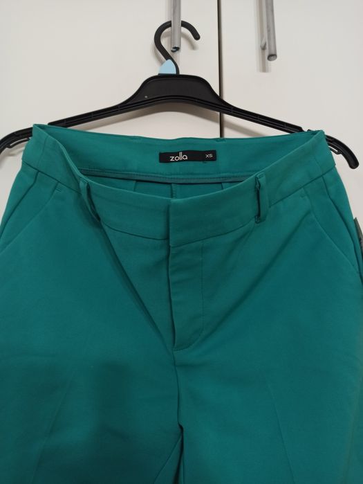 Spodnie zielone nowe