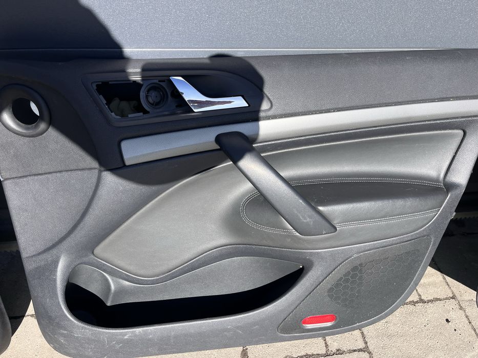 skoda octavia a5 карти двере оригінал шкіра неперетягувались