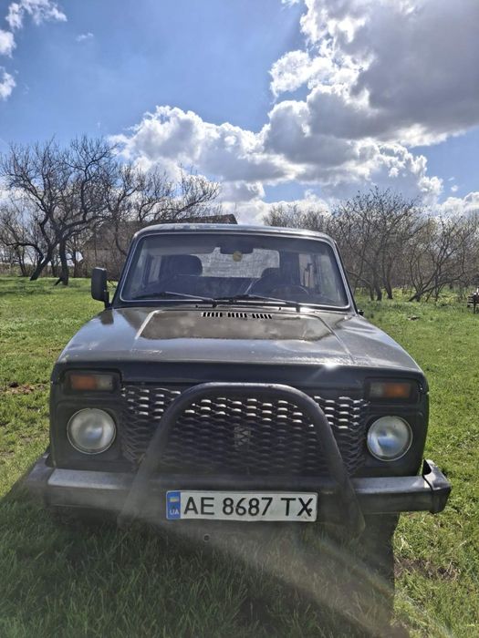 Продам Ниву Ваз 2121
