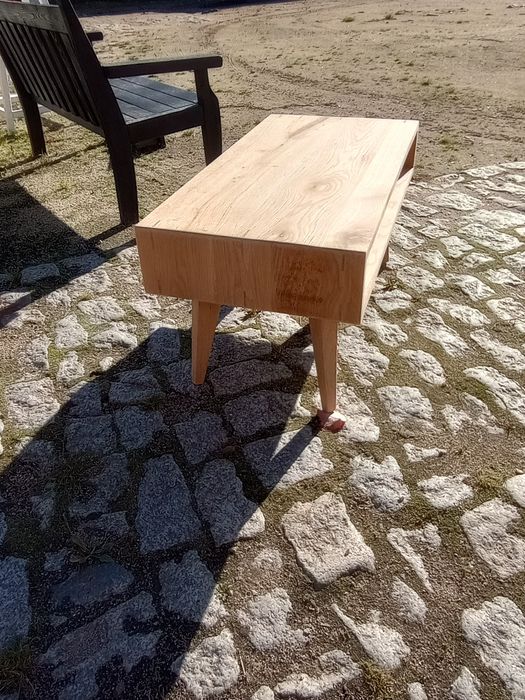 Stolik kawowy lity dąb