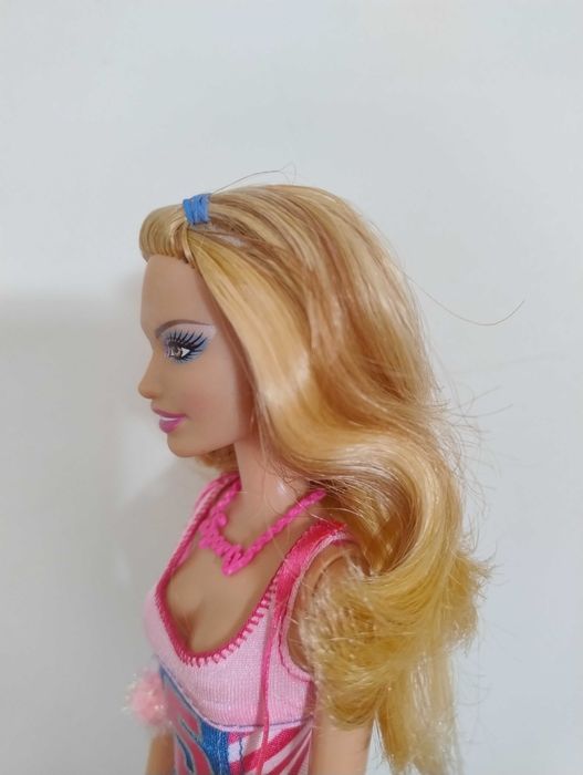 Barbie fashionistas Summer 2012 r. Artykułowana