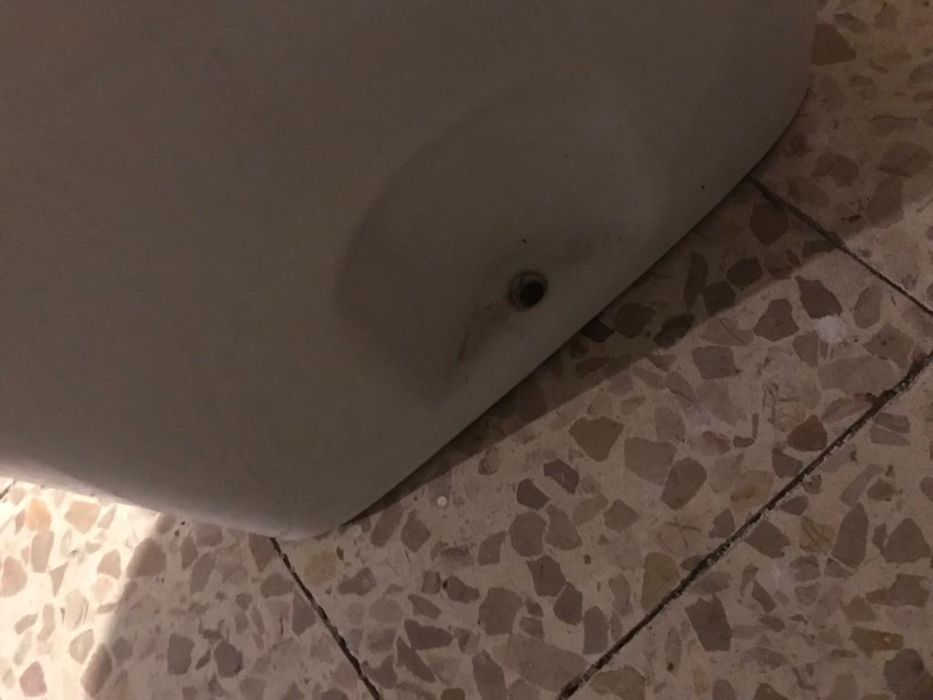 Bidé Roca e Bidé Sanitana branco
