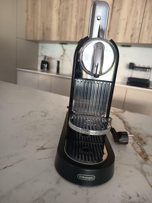 Máquina Café Delonghi Citiz Nespresso