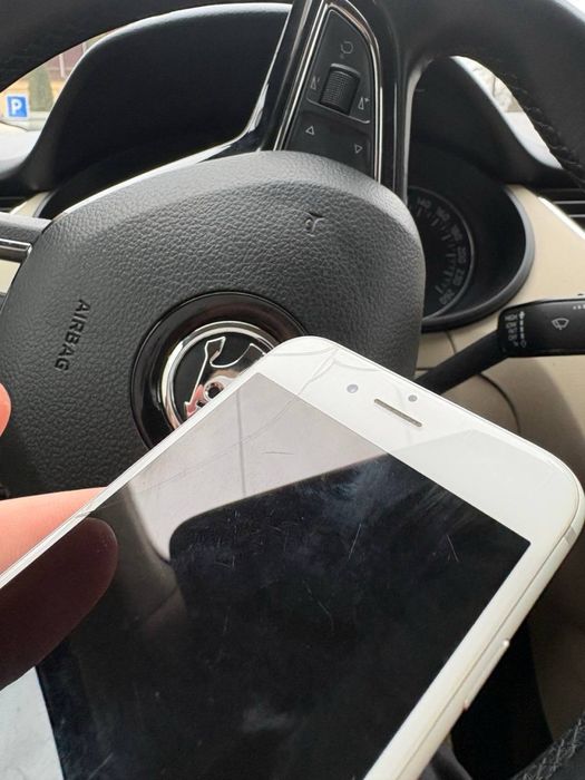 продам Iphone 6 / 64 гб ,86  рідноі  батереї