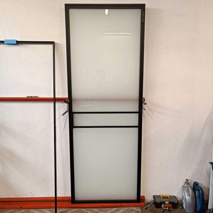 Drzwi loft stalowo-szklane na wymiar | Drzwi industrialne | Producent