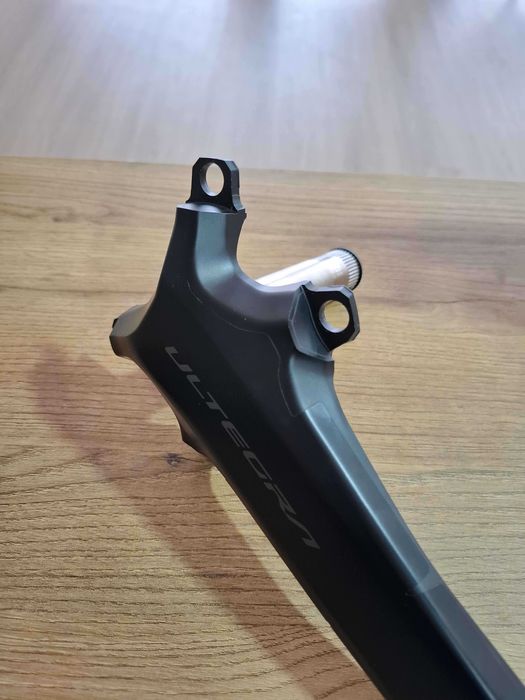 Selim Selle Italia SLR Boost + Pedaleiro Ultegra R8100 + Selim Syncros