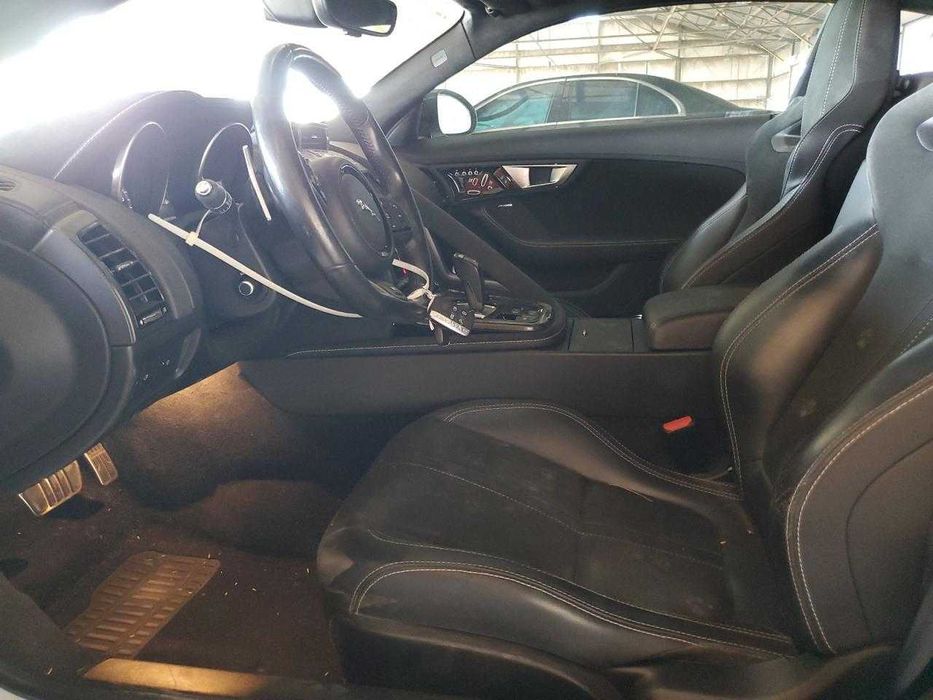 Jaguar F-Type R 5.0L – części do modelu z USA