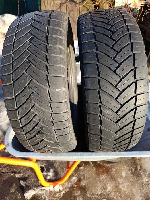 MICHELIN пара 215-65-16С