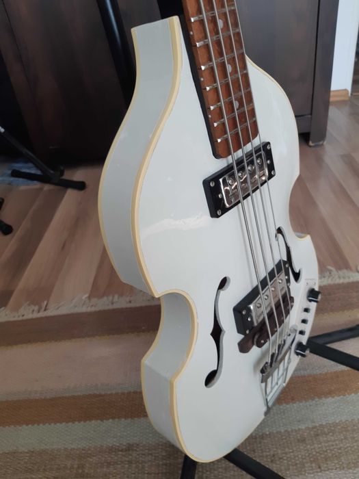 Gitara  basowa polecam