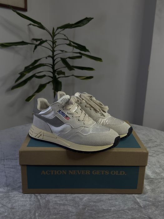 Ténis Autry Beige