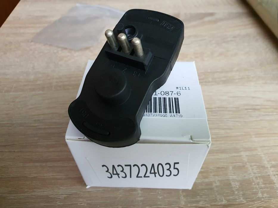 Потенциометр Mercedes W124 W201 C124 и др. (p/n 3437224035).