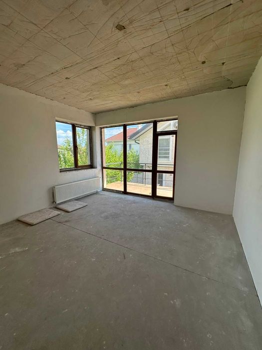 Продажа ДОМА в Совиньоне, под отделку