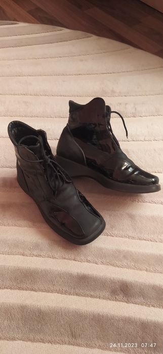 Продам дитяче взуття