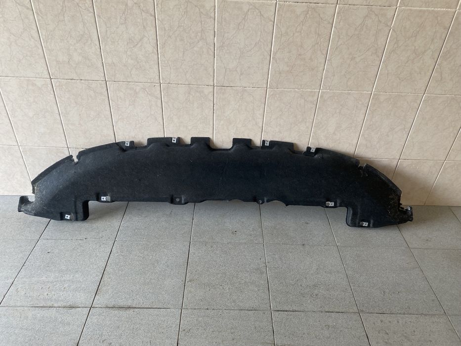 Защита заднього бампера Аudi e-trone Sportback