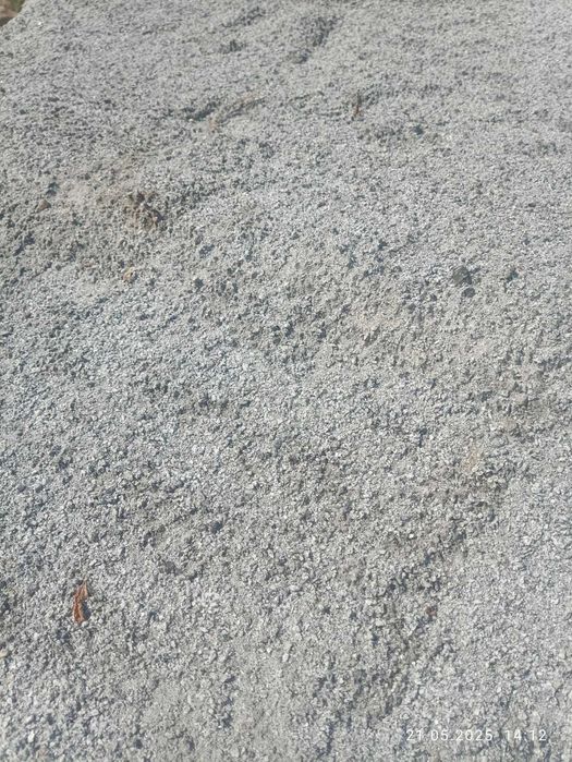 Szpryt, piasek granitowy, mączka 0,30zł/kg