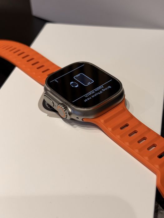 Apple watch ultra 2 49 mm Natural Titanium 100% bateria