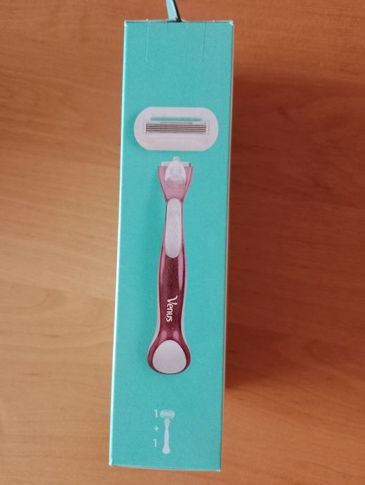 Бритва зі змінною касетою Gillette