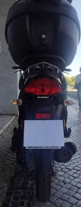 Scooter Suzuki Adress 110 cm3 sómente 9300 km´s