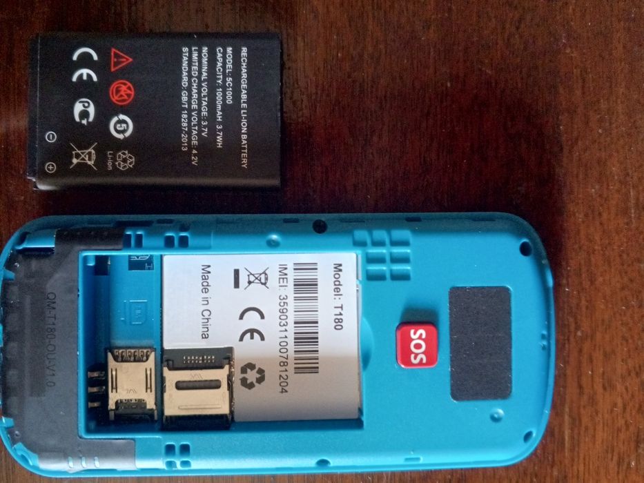 Продам телефон новий